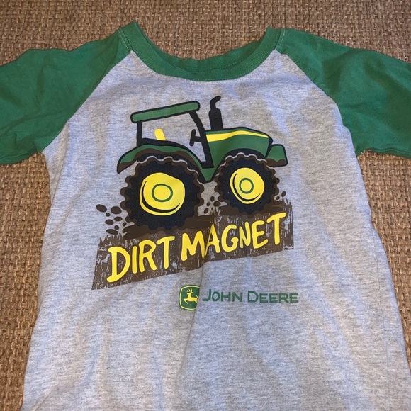John Deere Other - John Deere T-shirt 3t John Deere Other - John Deere T-shirt 3t